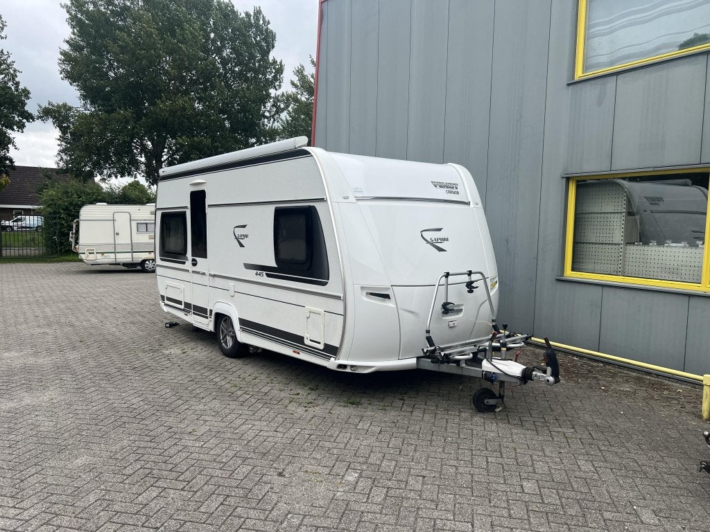 Fendt Saphir 445 TFB Thule luifel, Mover, Caravans en Kamperen, Caravans, Bedrijf, tot en met 4, 1000 - 1250 kg, Standaardzit