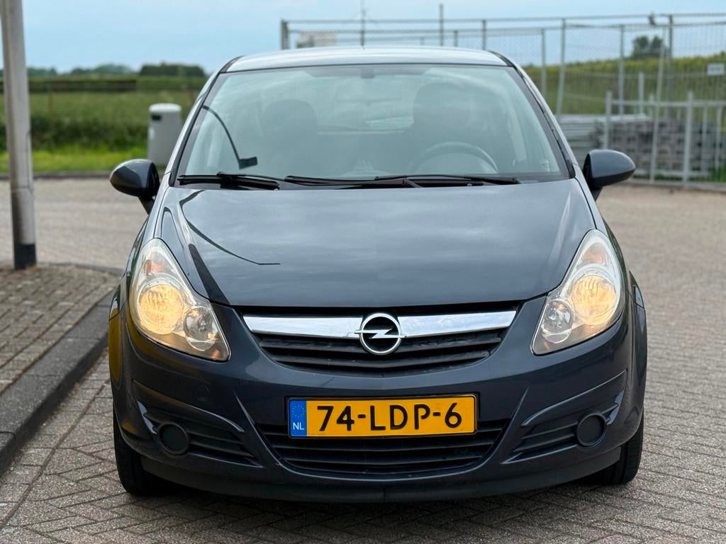 Opel Corsa 1.2 16v 111 Edition Cosmo Bj 2010 AIRCO 5-Deurs N, Voorwielaandrijving, Euro 5, Lichtsensor, 4 cilinders