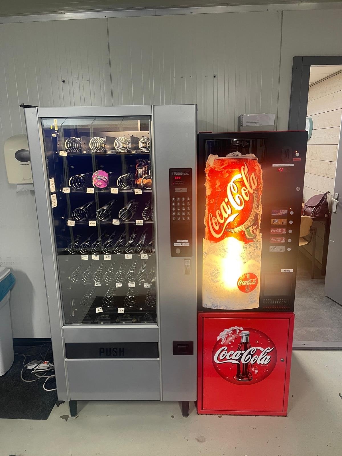 Snack- en frisdrankautomaat te koop, Ophalen