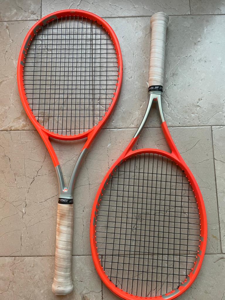 2x Head Radical MP, gripmaat 3, goede staat, RPM Blast 1.25, Sport en Fitness, Tennis, Zo goed als nieuw, Racket, Head, L3, Ophalen