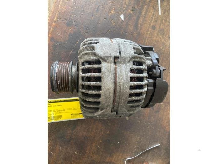 Dynamo van een Volkswagen Bora, Gebruikt, -, Volkswagen, -