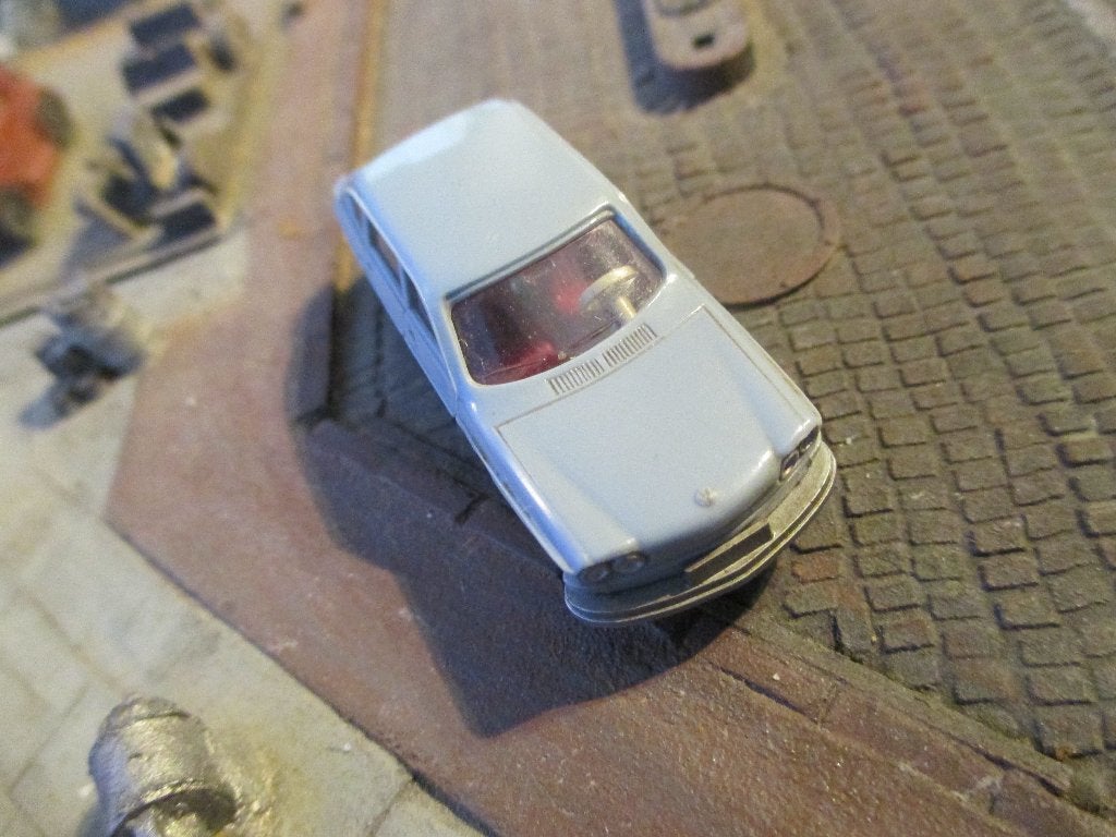 Volkswagen 411 - Wiking hellgraublau ( uitgave uit 1969/70), Ophalen of Verzenden, Gebruikt, Auto, Wiking