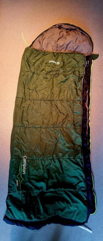 Outwell Campion Junior Slaapzak - Groen 170 cm x 65 cm, Caravans en Kamperen, Slaapzakken, Ophalen of Verzenden, Zo goed als nieuw