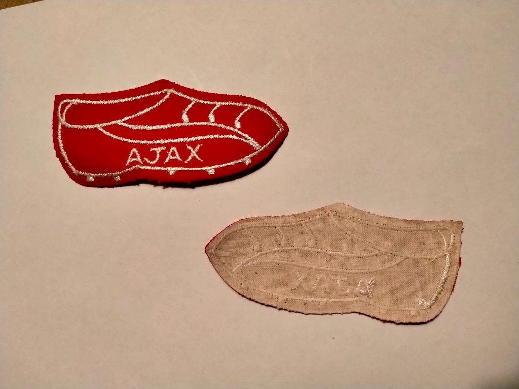 Ajax Amsterdam schoen vintage kleding patch embleem logo, Verzenden, Zo goed als nieuw, Ajax, Vaantje of Sjaal