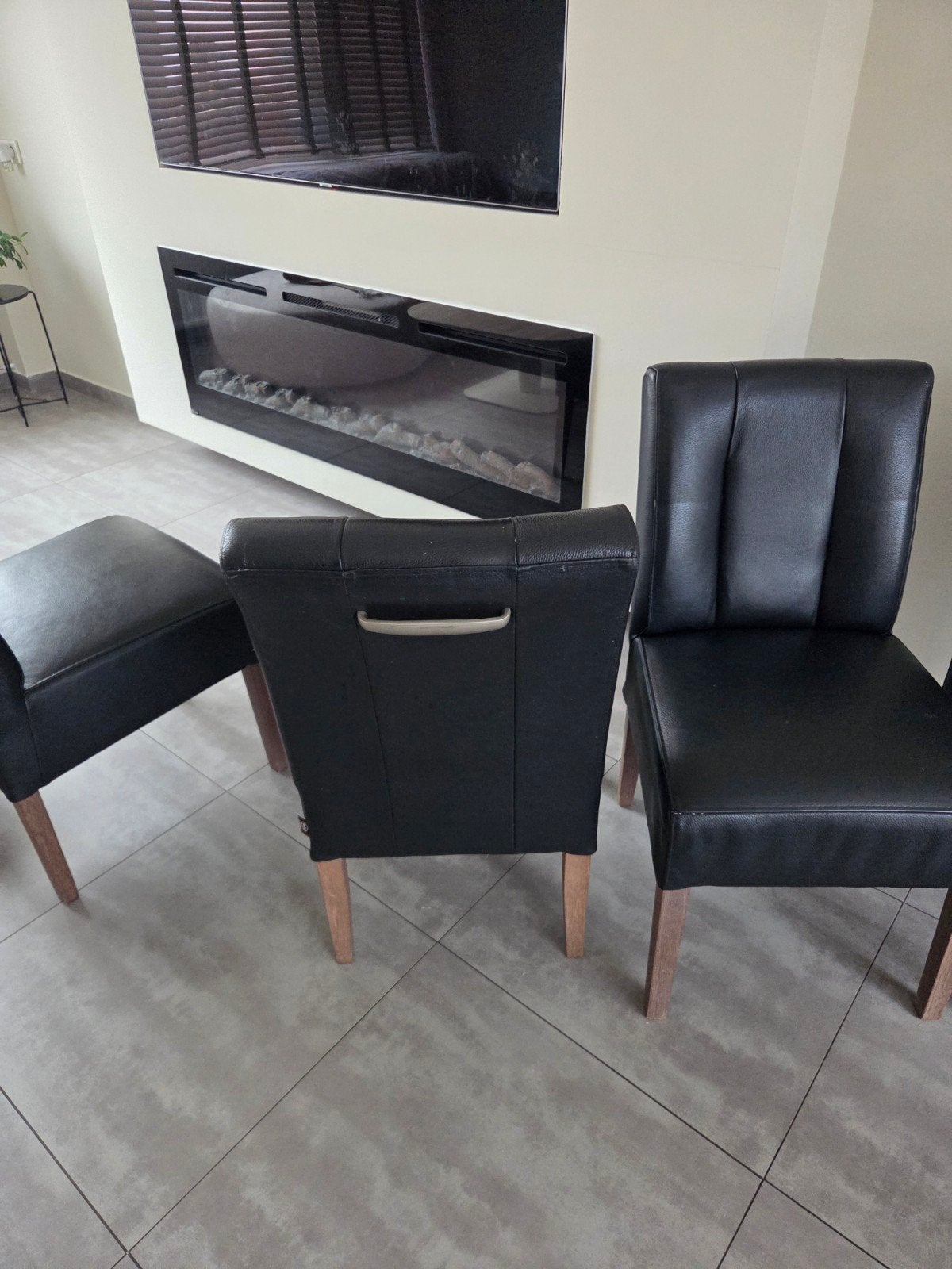 4 Henders & Hazel eetkamerstoelen, zwart leer, Modern, Comfortabel, Gebruikt, Zwart, Ophalen of Verzenden