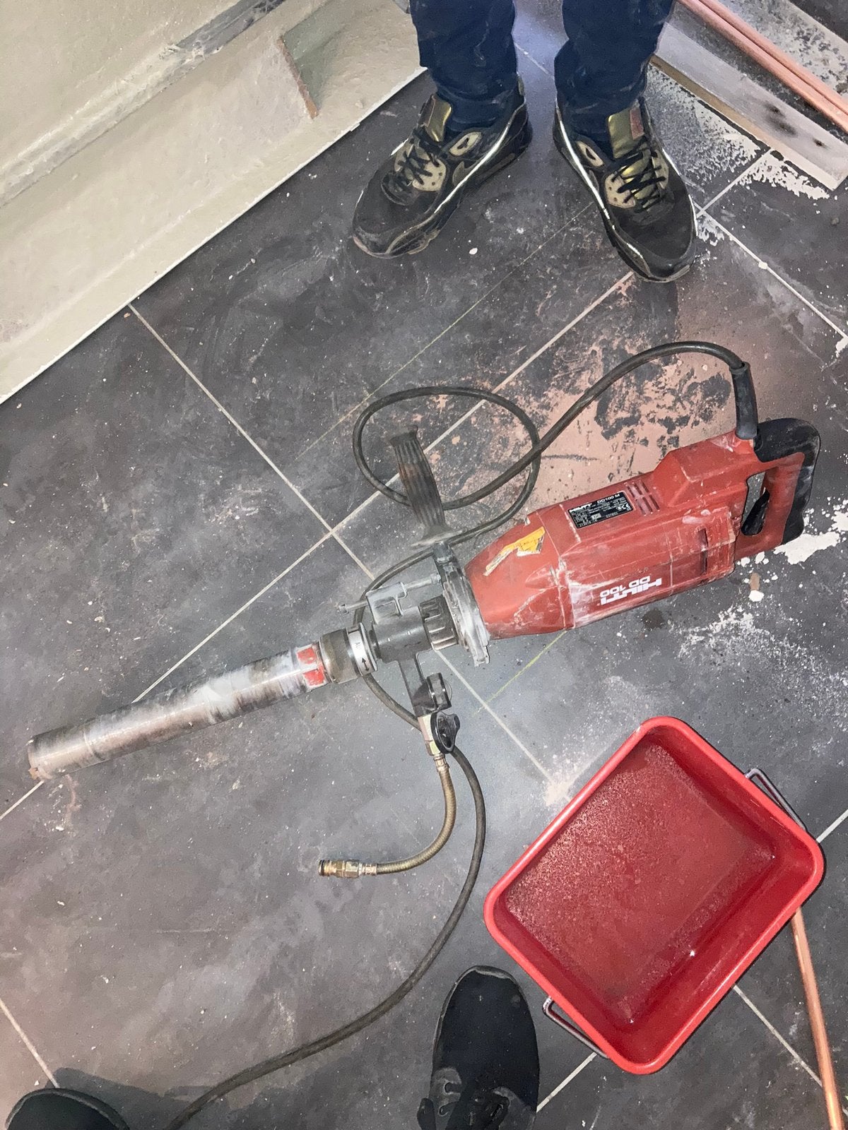 Hilti betonboormachine, Ophalen, Zo goed als nieuw, 1200 watt of meer, Overige typen