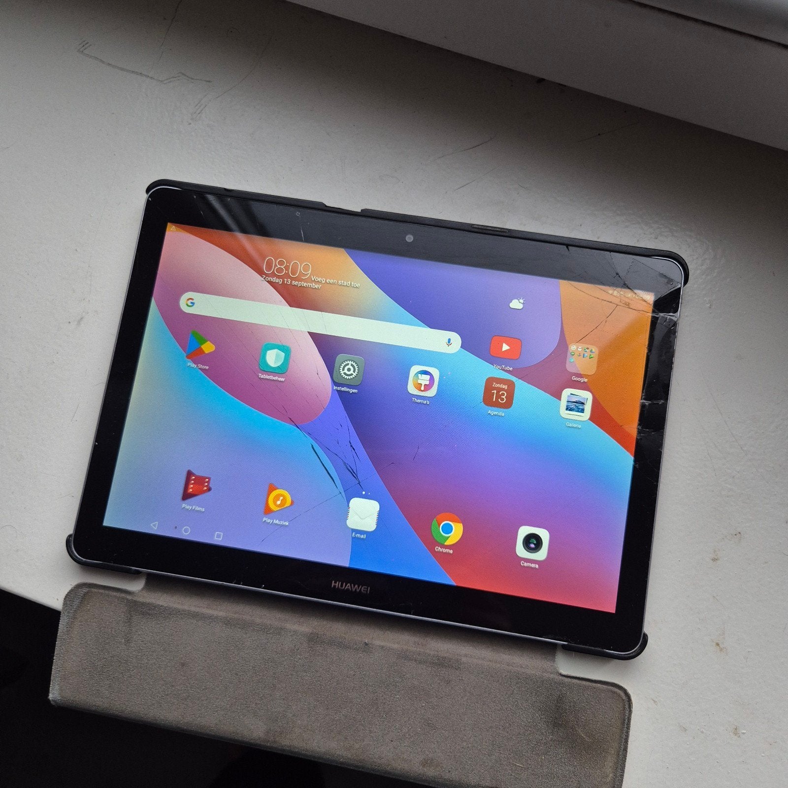 Huawei MediaPad T3 10 - scherm gebroken, 10 inch, Gebruikt, Uitbreidbaar geheugen, Ophalen of Verzenden