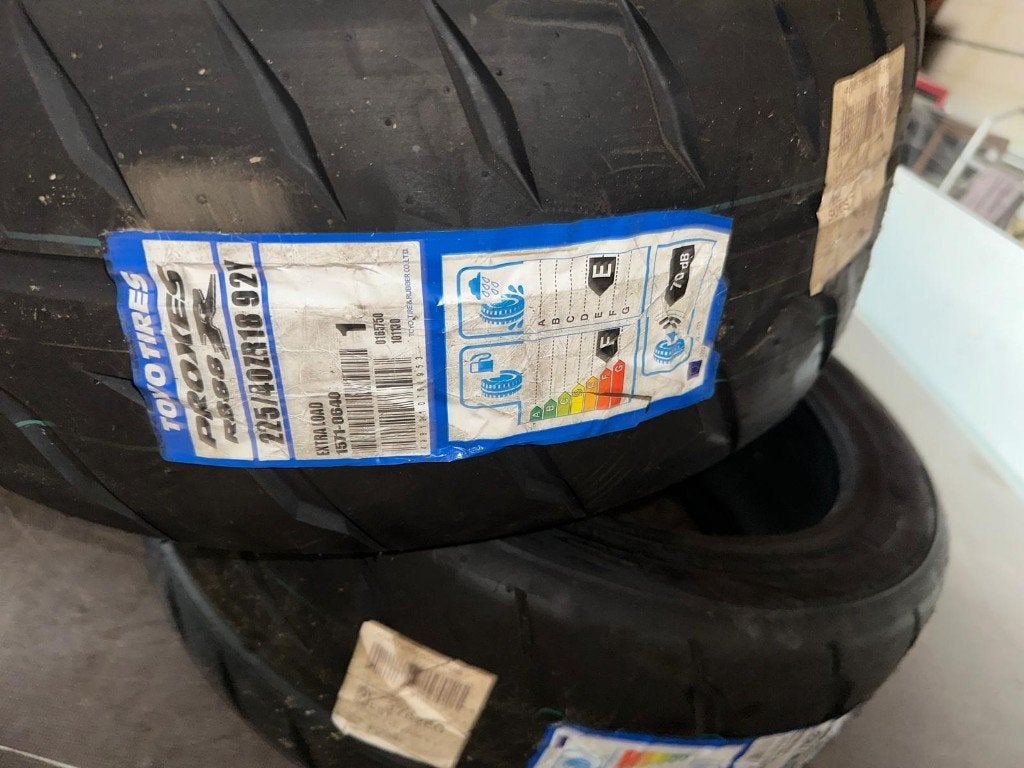 Toyo Proxes R888R 225/40 ZR18 92Y XL – 2 stuks, ongebruikt, Ophalen, Nieuw, Overige typen