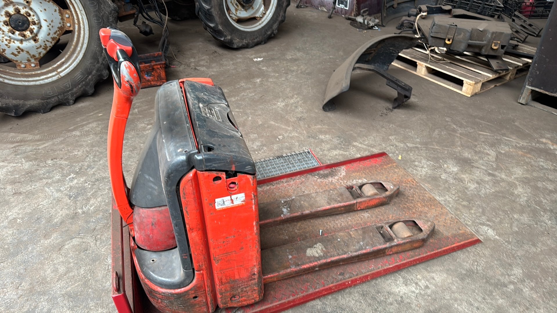 linde pompwagen zonder accu, Ophalen, Gebruikt