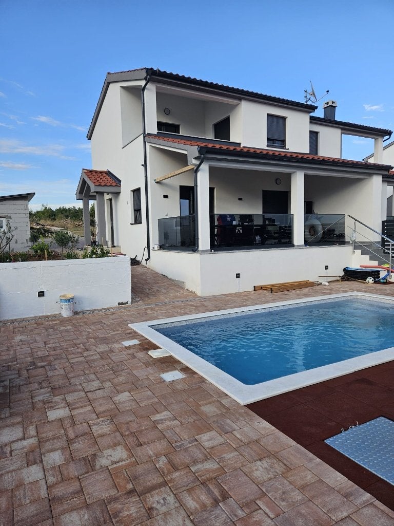 Vakantiehuis te huur met zwembad  Kroatië, Wasmachine, Stad, Eigenaar, 6 personen