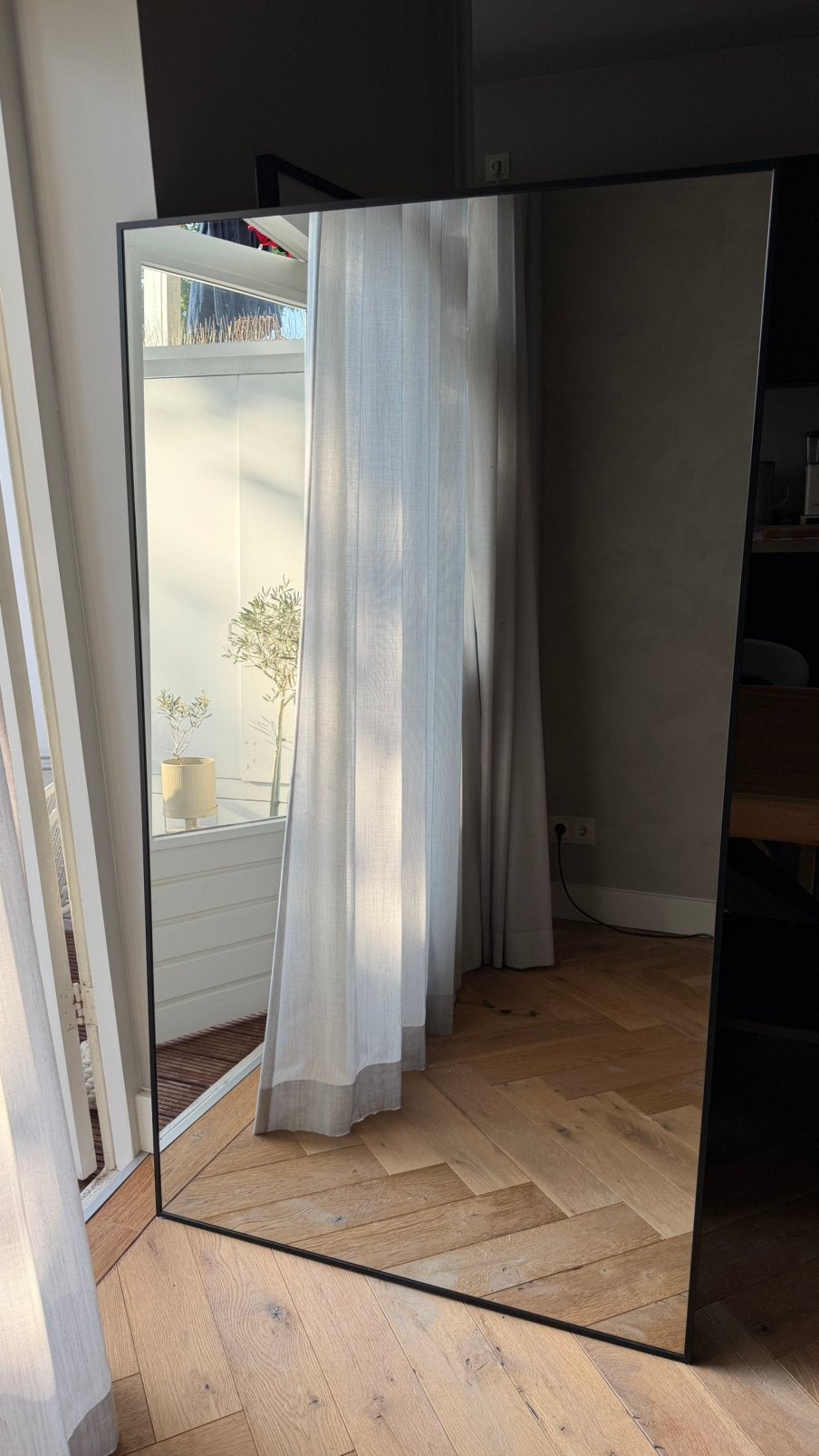 Large wall mirror, Ophalen, Zo goed als nieuw, Rechthoekig, 150 tot 200 cm