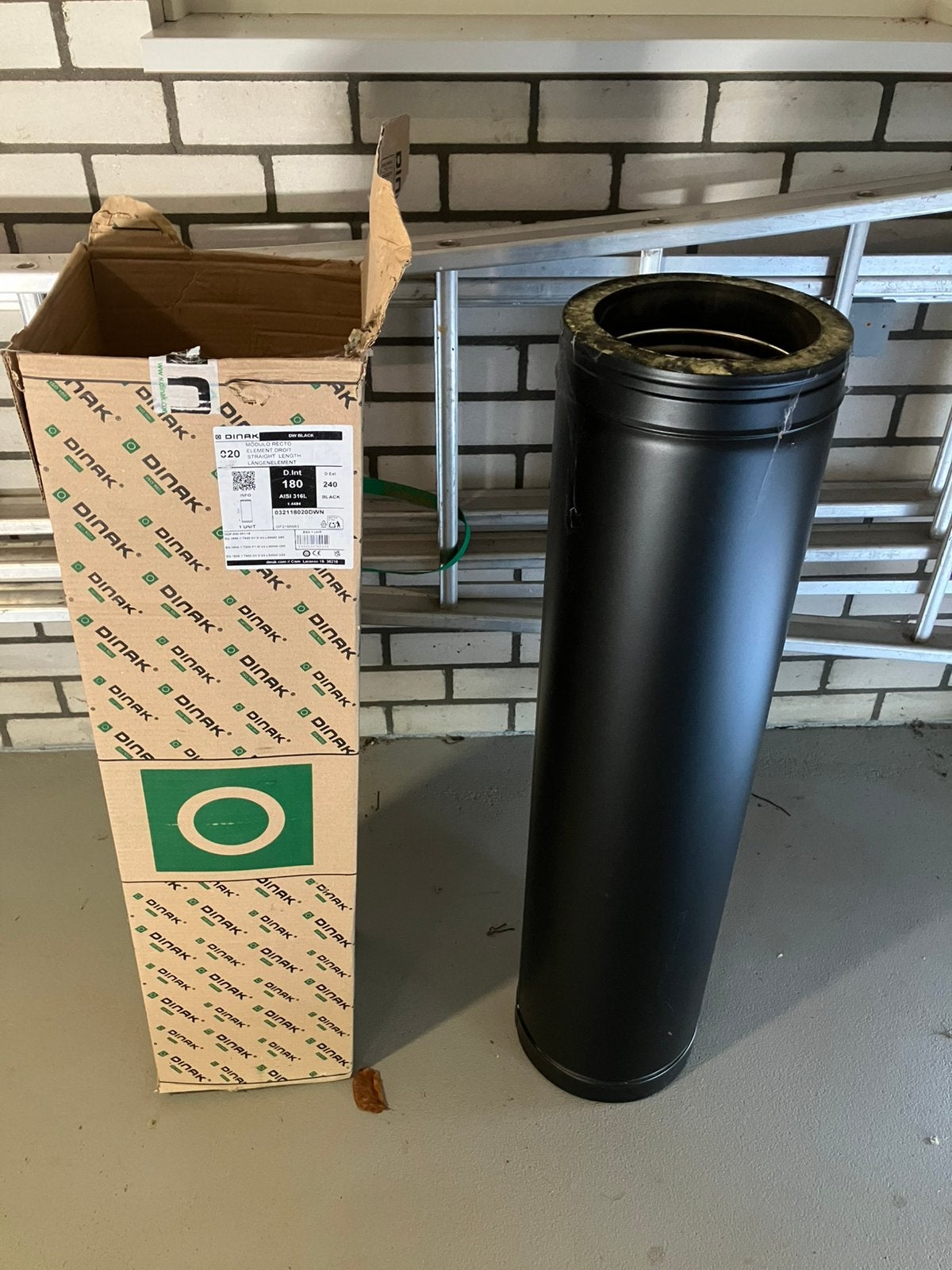 Dinak dubbelwandig rookkanaal dia 180mm black, Ophalen, Nieuw, Houthaard