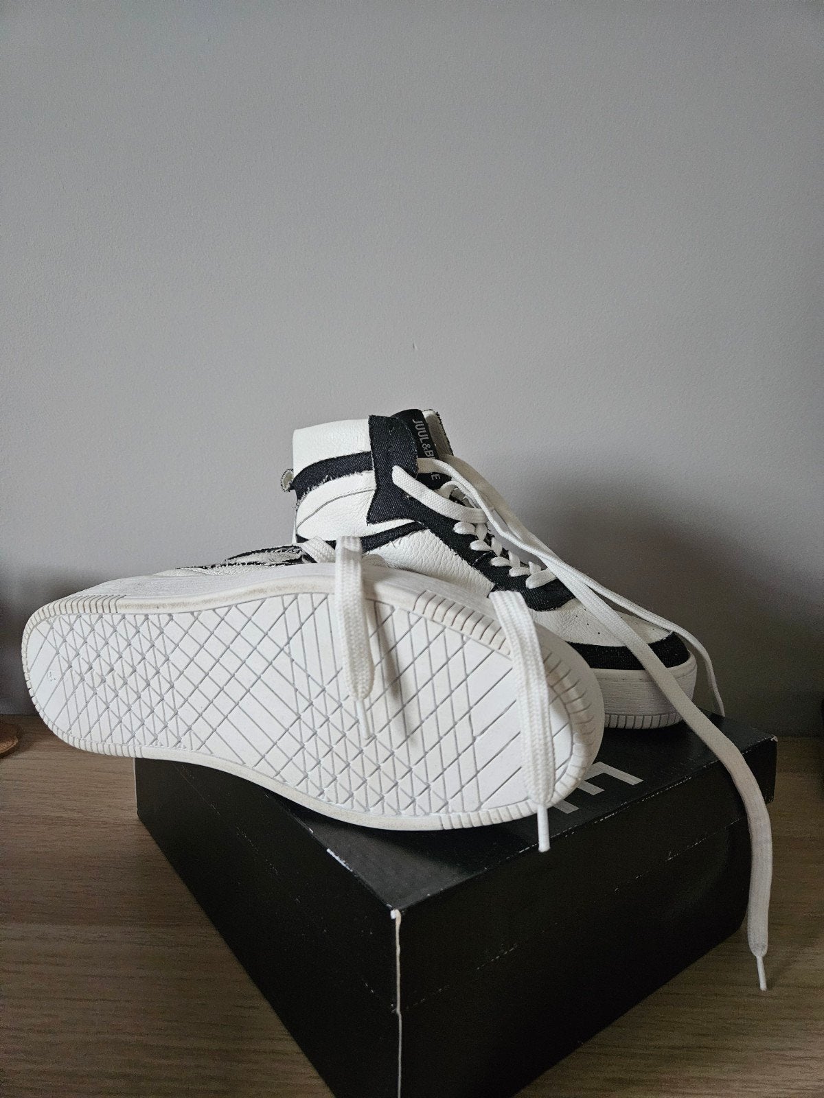 hoge sneakers Juul&Belle maat 41, Kleding | Dames, Wit, Nieuw, Sneakers of Gympen, Juul&Belle