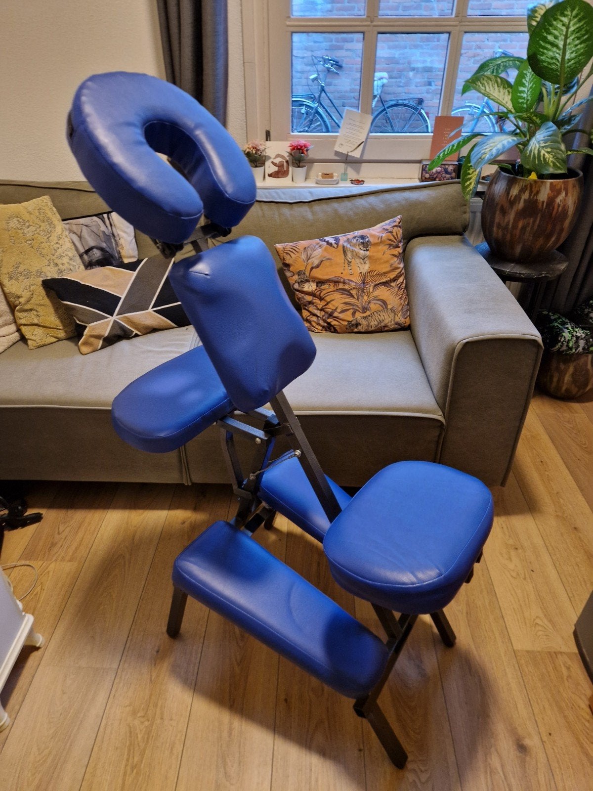 Nette inklapbare massagestoel, Ophalen, Zo goed als nieuw, Massagestoel of Kussen