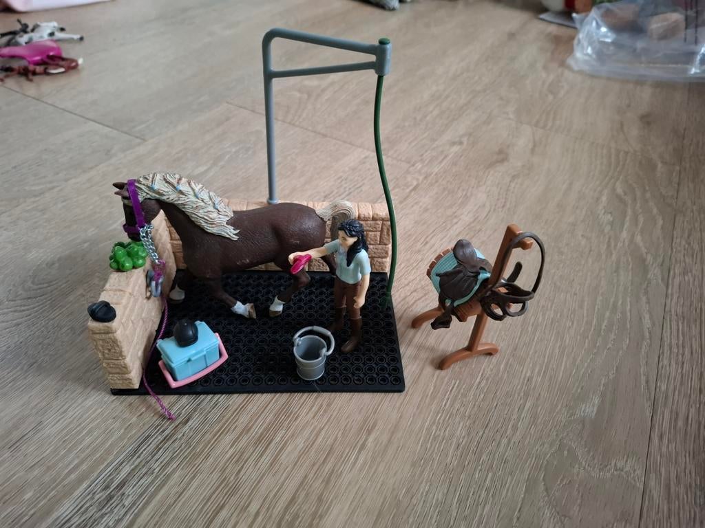 Schleich Wasplaats met paard en ruiter, Kinderen en Baby's, Speelgoed | Overig, Ophalen of Verzenden, Gebruikt, Jongen of Meisje