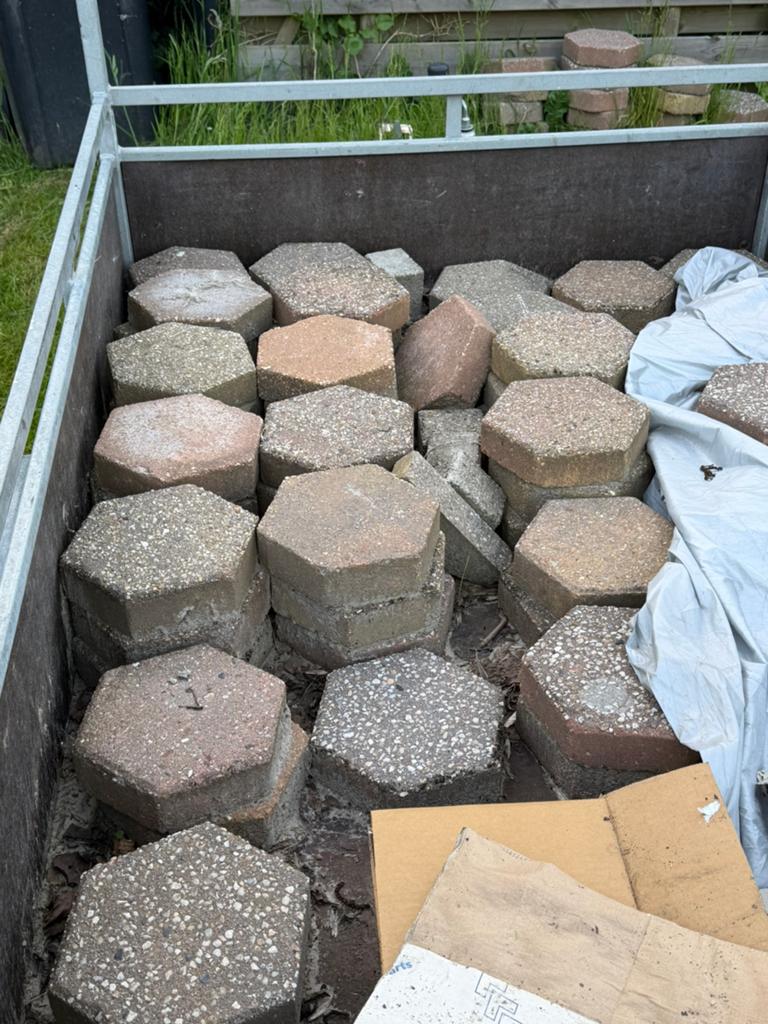 Tuintegels gratis afhalen, Tuin en Terras, Ophalen, Zo goed als nieuw