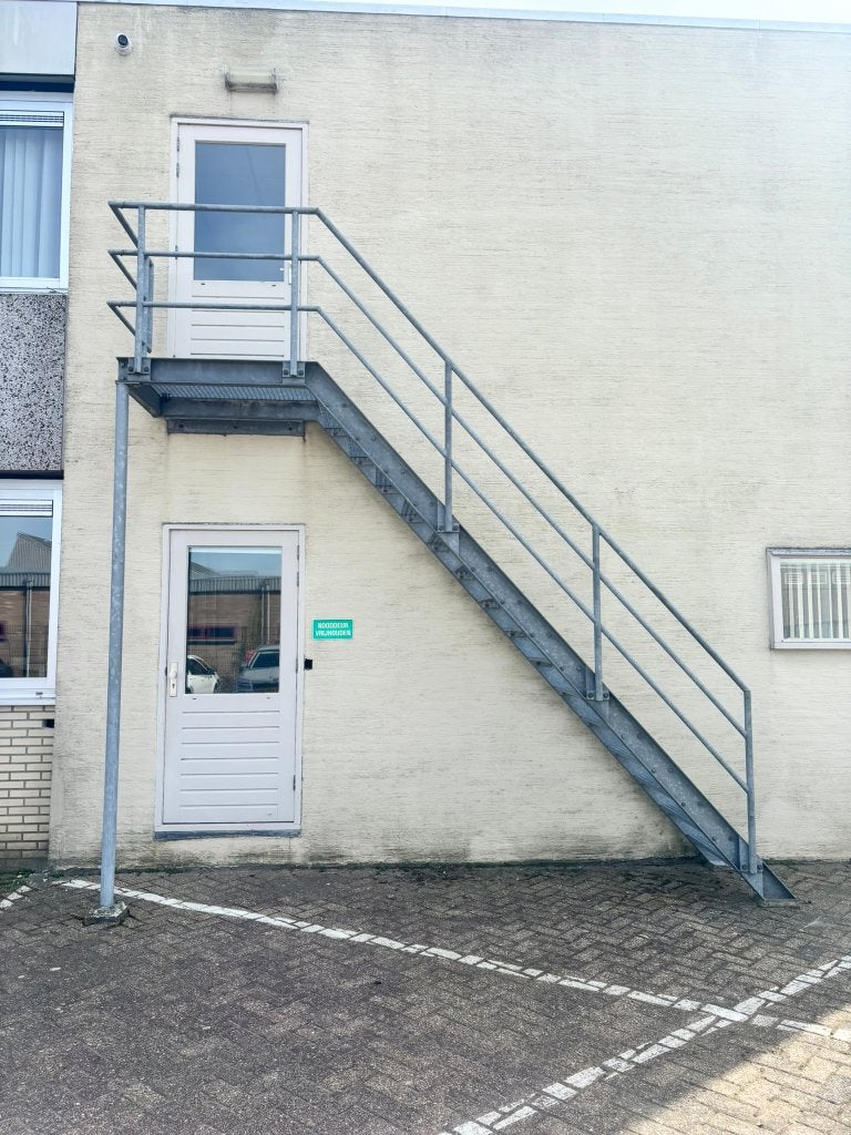 Gegalvaniseerde bordestrap + leuning | 16 treden | steektrap, Ophalen, Gebruikt, Trap, 2 tot 4 meter