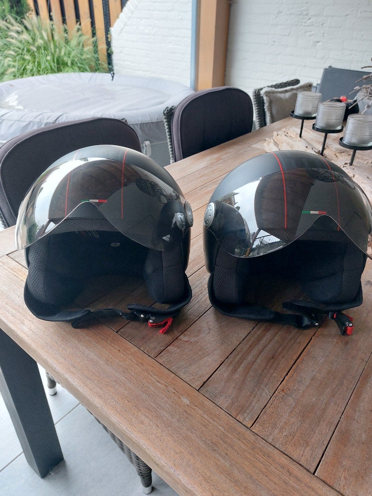 2 nieuwe scooter/ brommer helmen, Fietsen en Brommers, Brommerhelmen, Ophalen, Nieuw