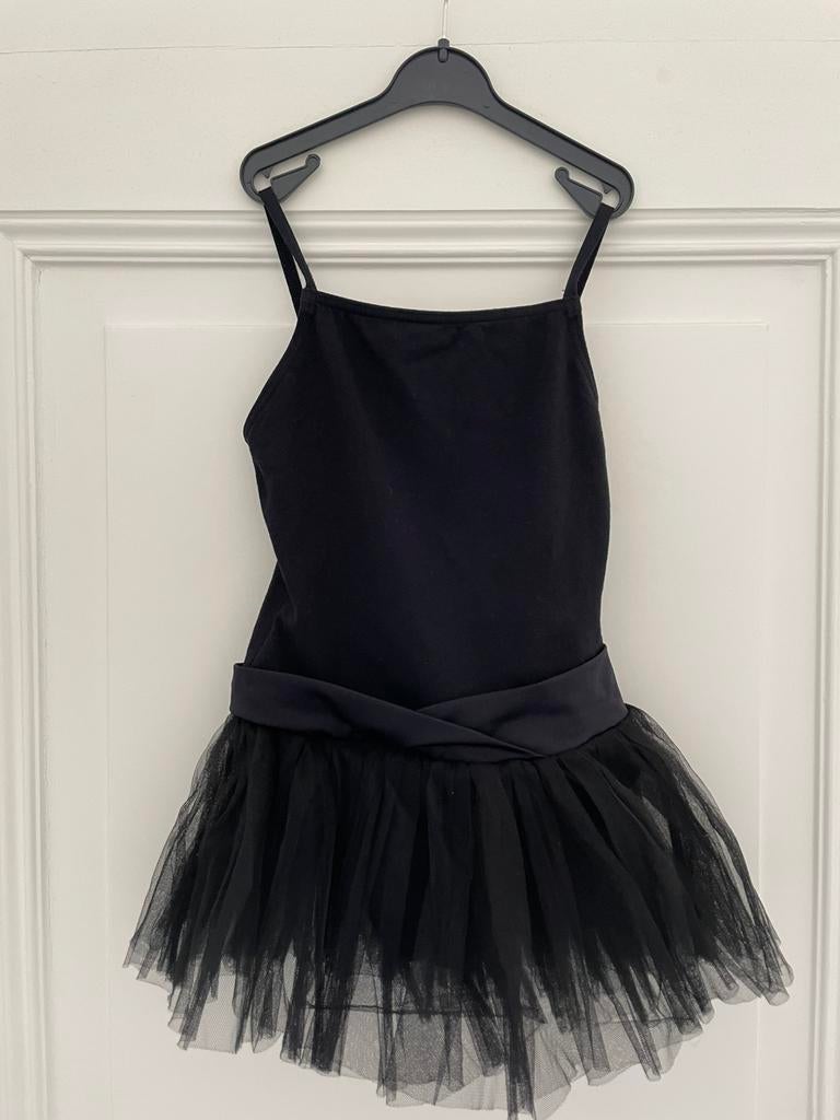 Balletpakje zwart Capezio M (122-128), Sport en Fitness, Ballet, Ophalen of Verzenden, Zo goed als nieuw, Kleding
