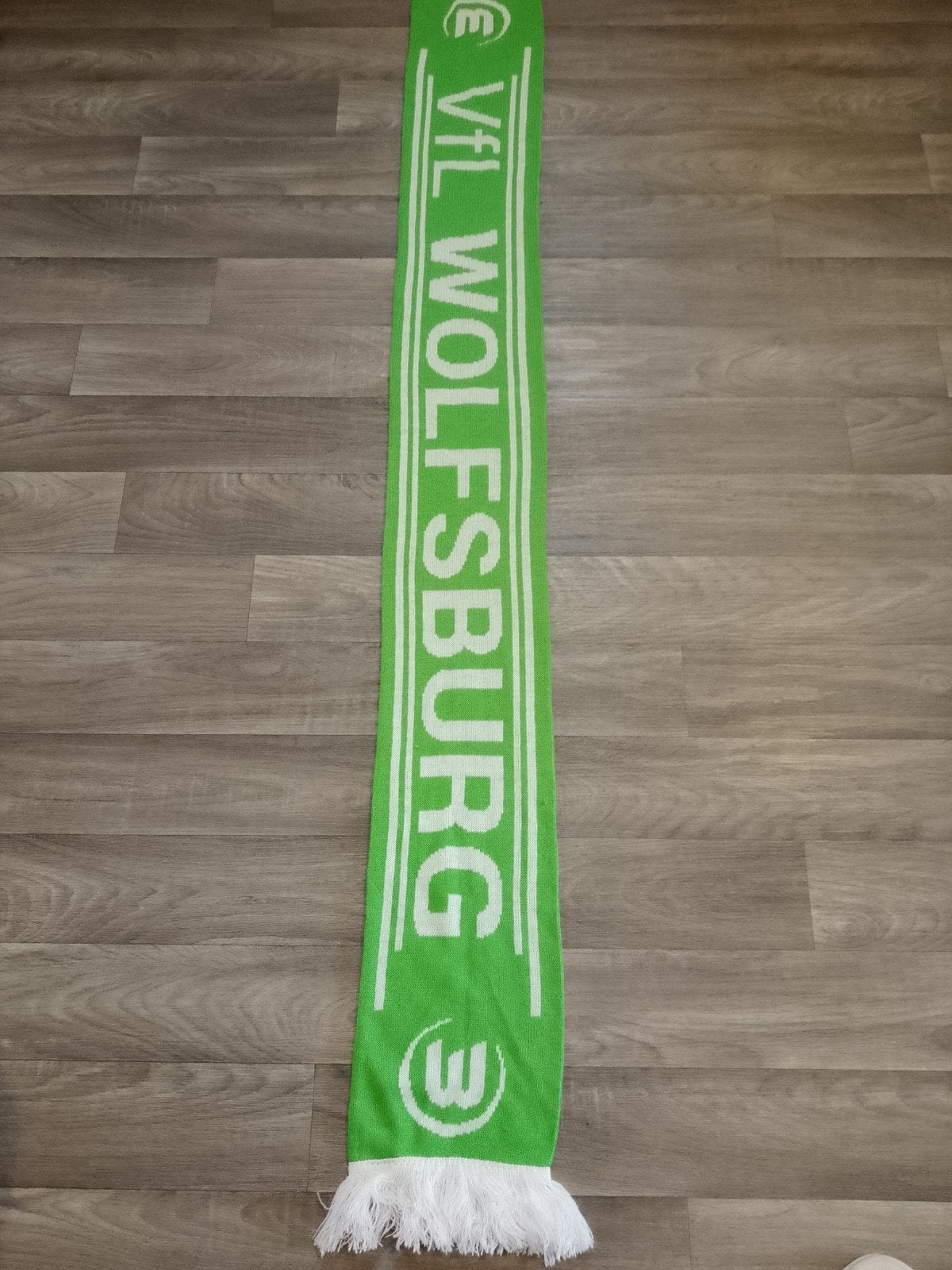 VfL Wolfsburg Voetbalsjaal, Ophalen of Verzenden, Zo goed als nieuw, Clubaccessoires