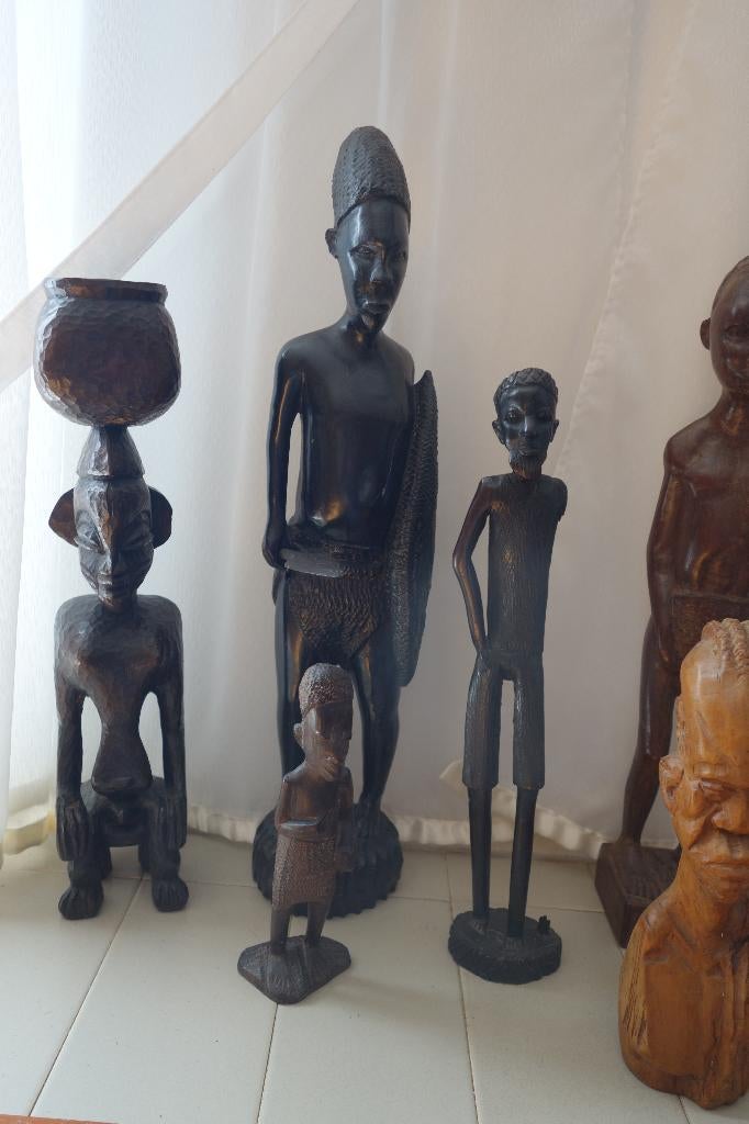 11 handgesneden houten afrikaanse beelden, Ophalen of Verzenden