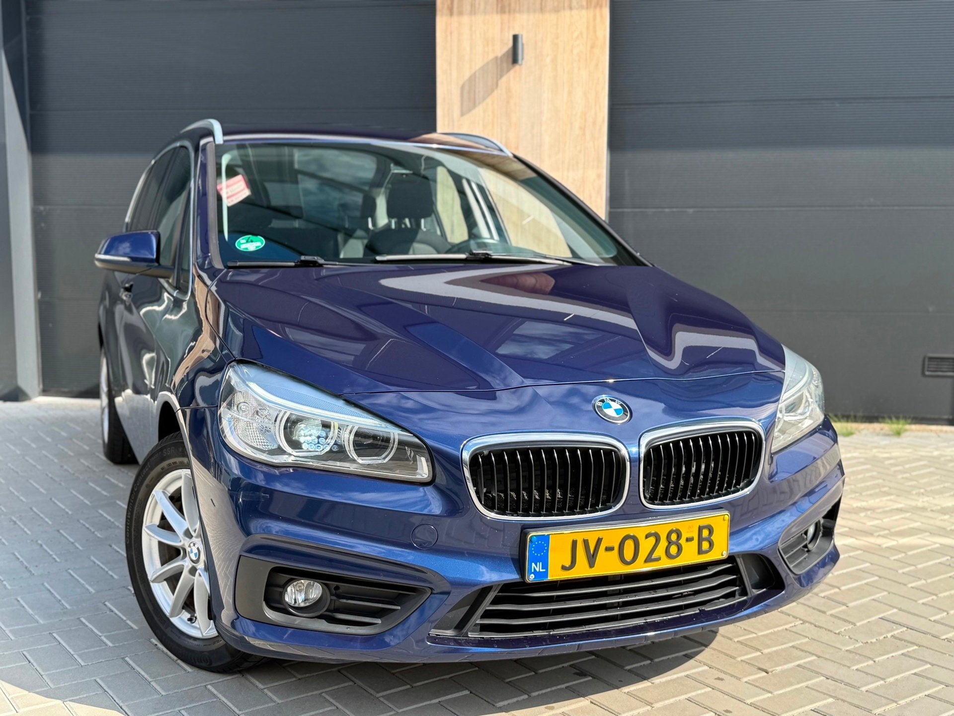 BMW 2-serie Gran Tourer 216d Executive (bj 2016) XENON|NAVI|, Auto's, Voorwielaandrijving, 745 kg, Stof, Gebruikt