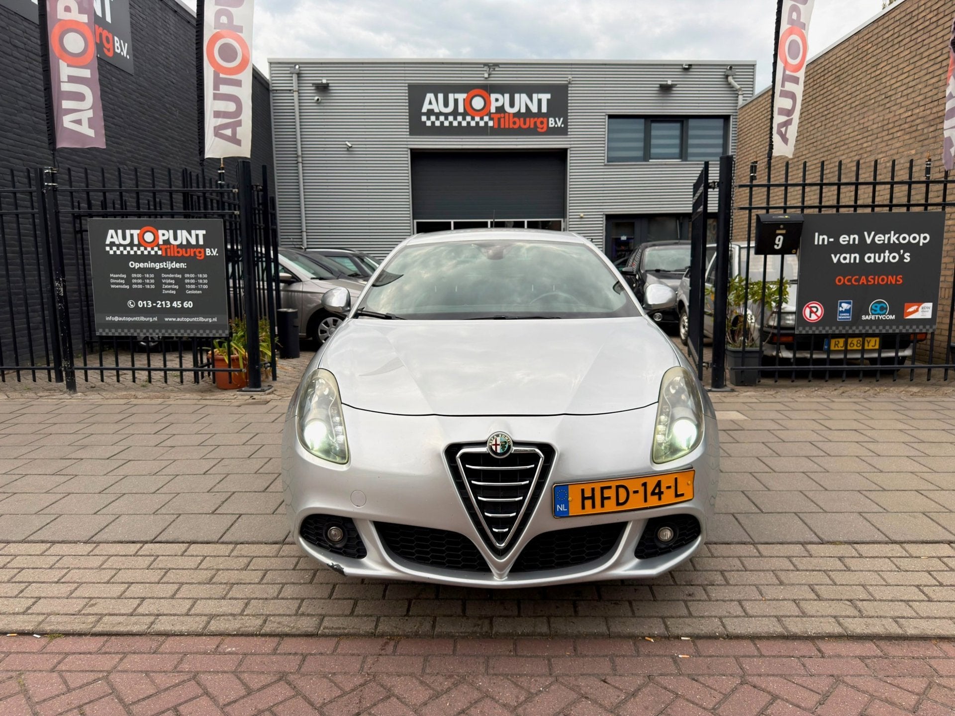 Alfa Romeo Giulietta 1.4 T Progression 2e Eigenaar! Airco PD, Voorwielaandrijving, Euro 5, Gebruikt, 4 cilinders
