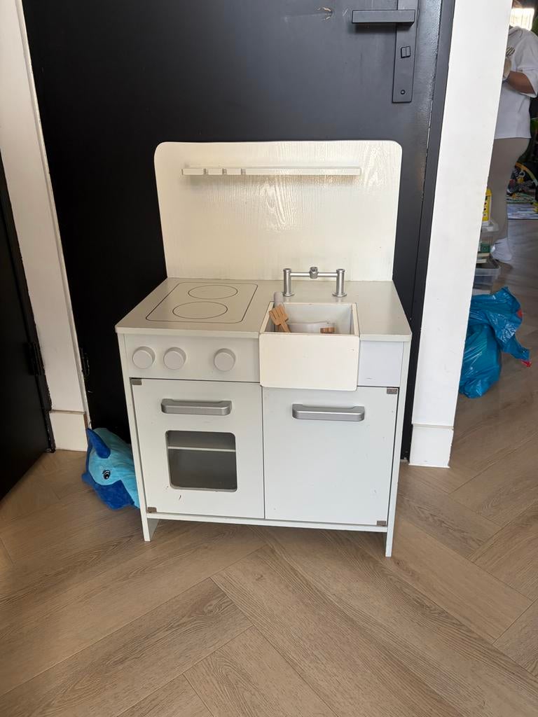 Houten speelkeuken met oven en spoelbak, Ophalen of Verzenden, Gebruikt, Hout, Speelkeuken
