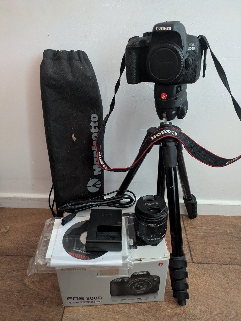 Canon EOS 800D [ Krasvrij ], Ophalen, Spiegelreflex, Canon, Zo goed als nieuw