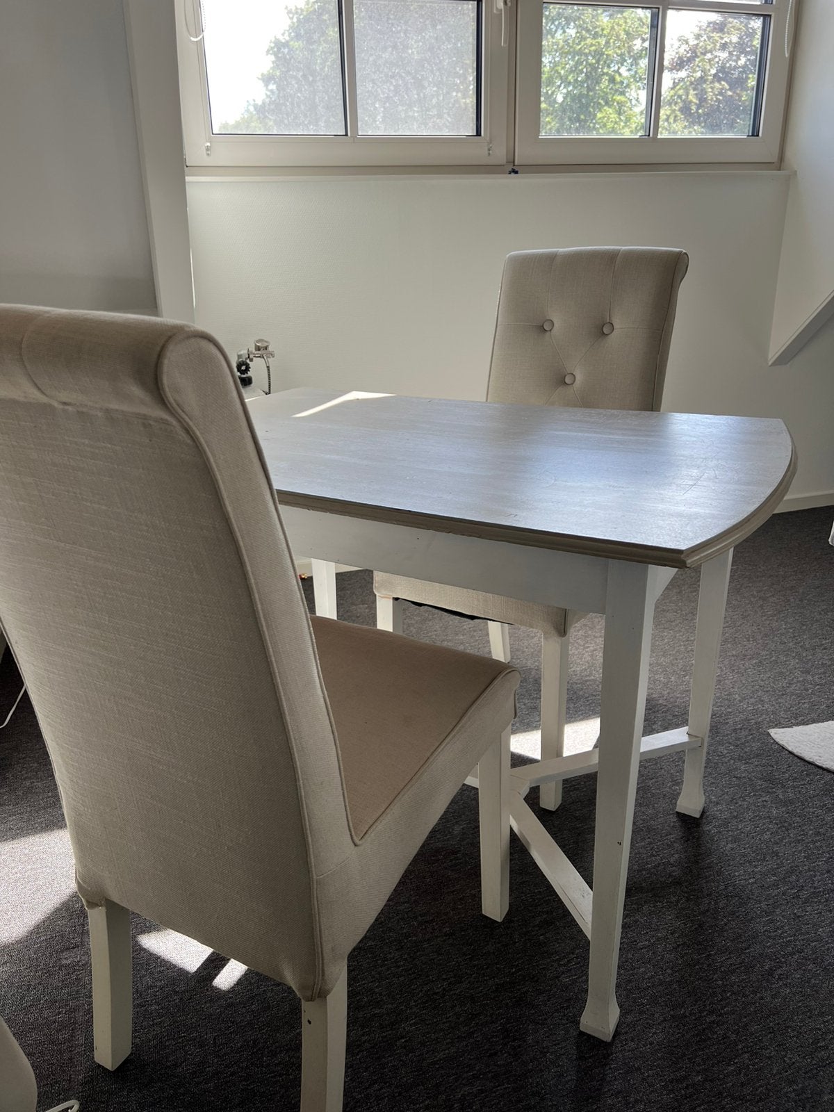 Brocante eetsetje - eettafel en twee stoelen, Huis en Inrichting, Complete eetkamers, Ophalen, Gebruikt, Brocante, Minder dan 4 stoelen