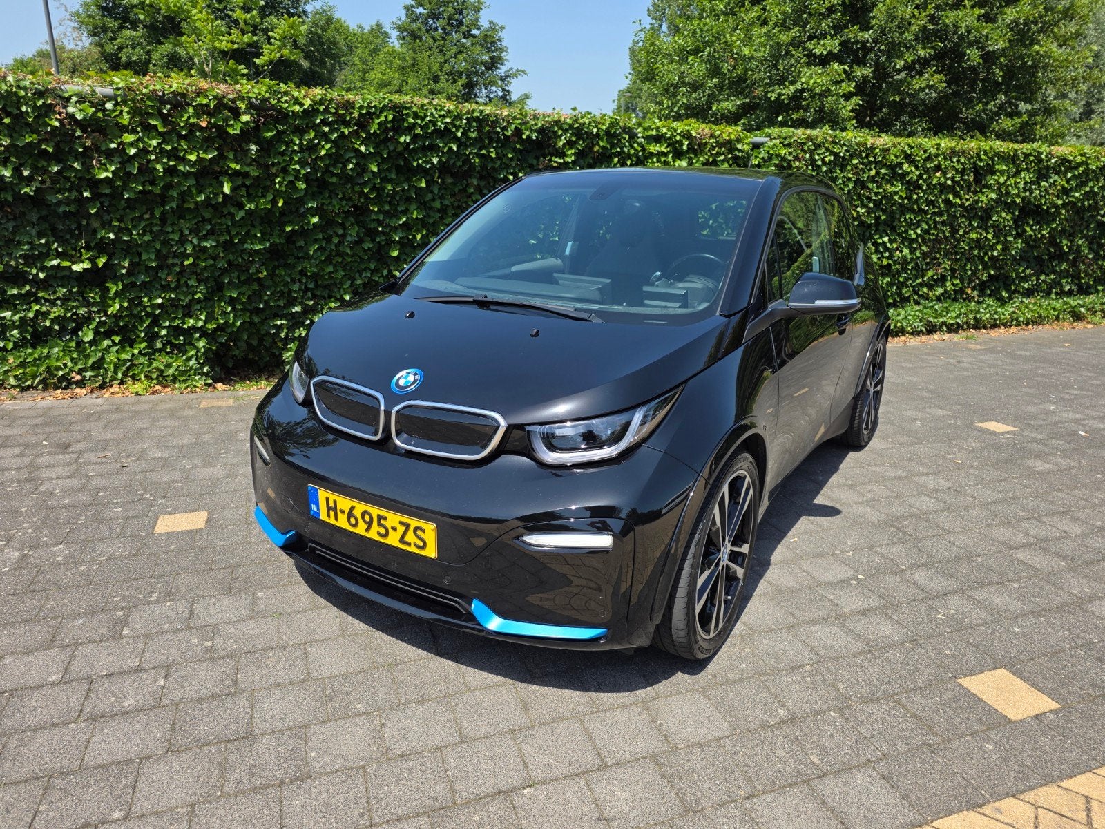 BMW i3s 184pk (120 Ah) Aut 2020 Zwart, Auto's, BMW, Automaat, 50 €/maand, 4 stoelen, Zwart