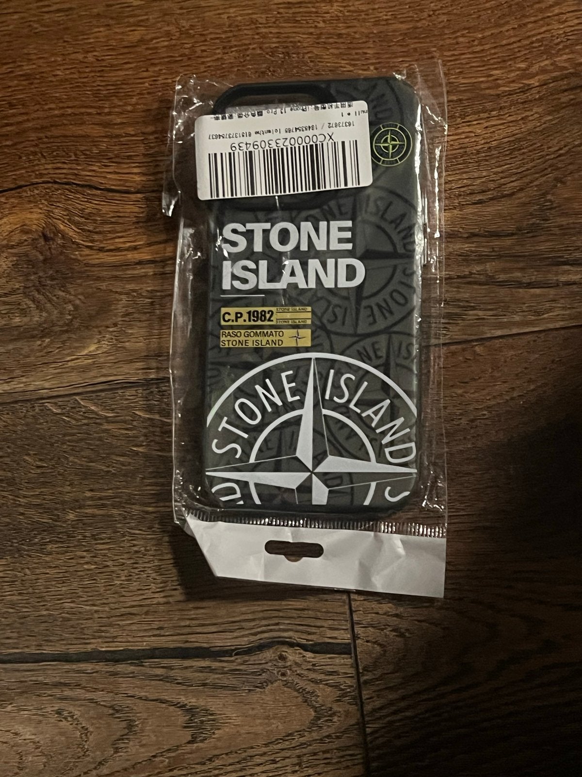 Foto 2 van Stone Island iPhone Hoesjes - Diverse Modellen en Kleuren