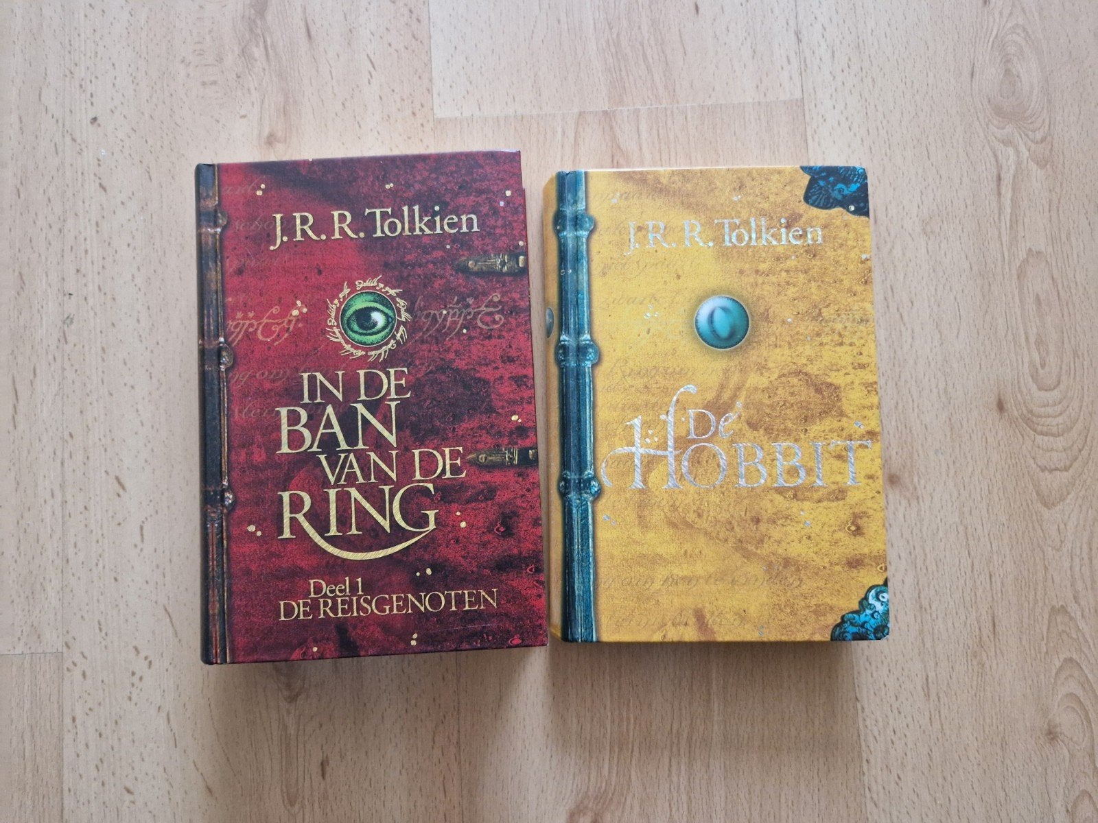 Boeken j r r tolkien hobbit hardcover reisgenoten ban ring, Ophalen of Verzenden, Zo goed als nieuw