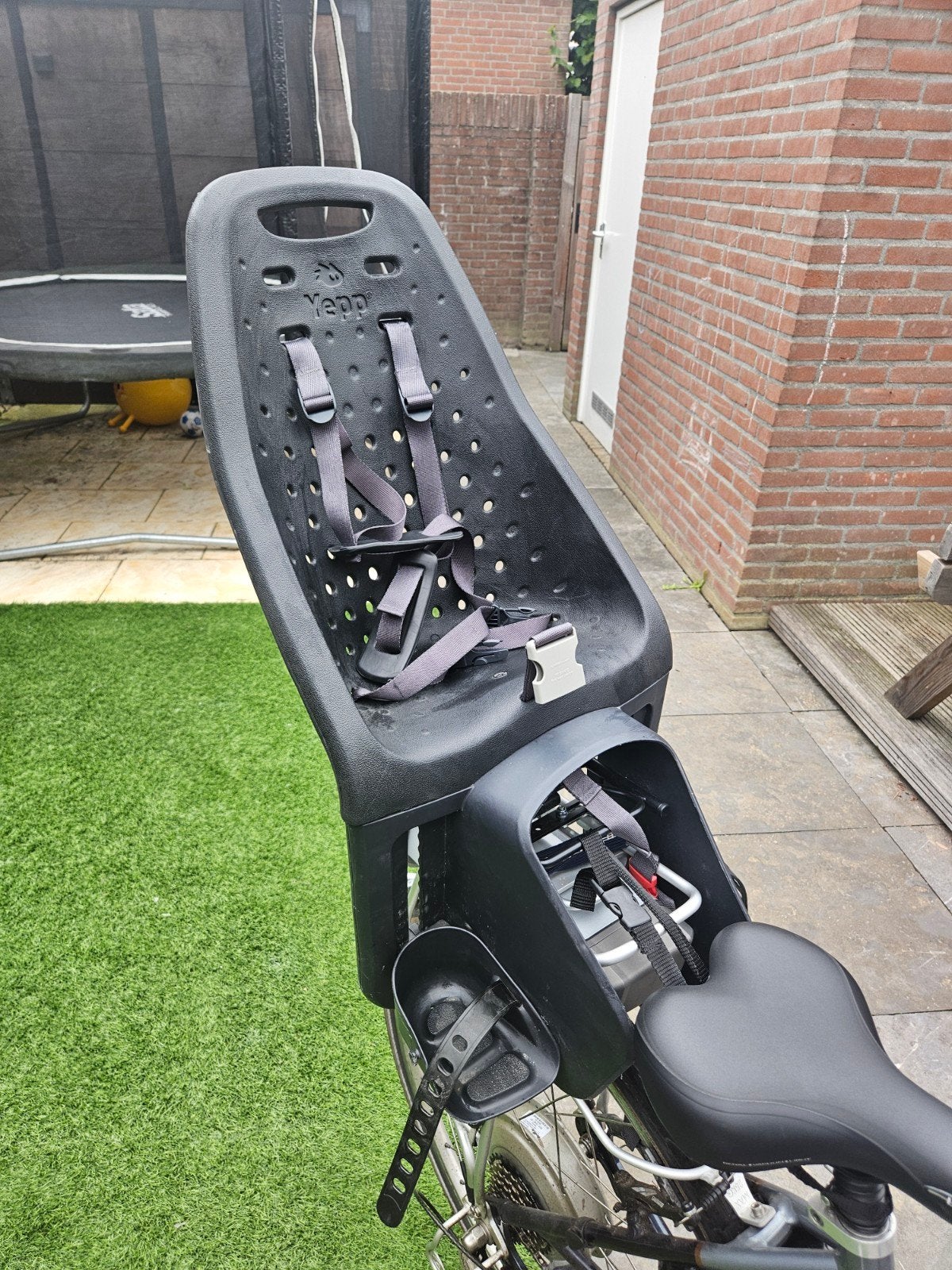 Yepp Achterzitje voor fiets - Zwart, Achterzitje, Yepp, Ophalen, 15 t/m 25 kg