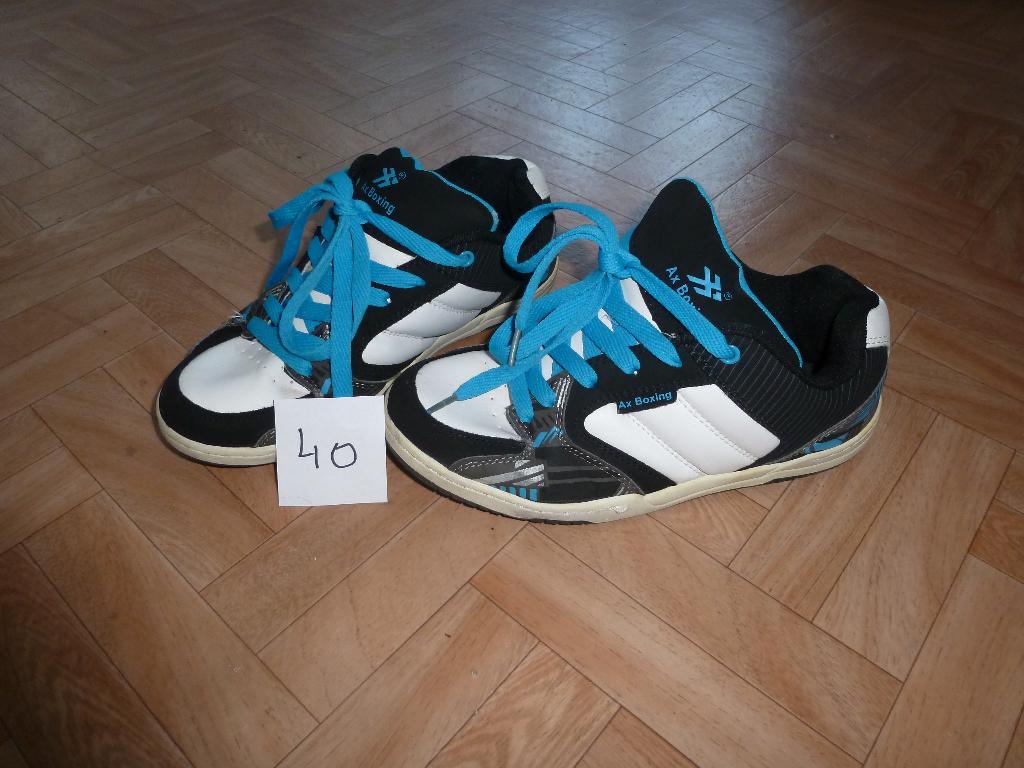 Jongens schoenen maat 40, Ophalen, Schoenen, Zo goed als nieuw, Jongen
