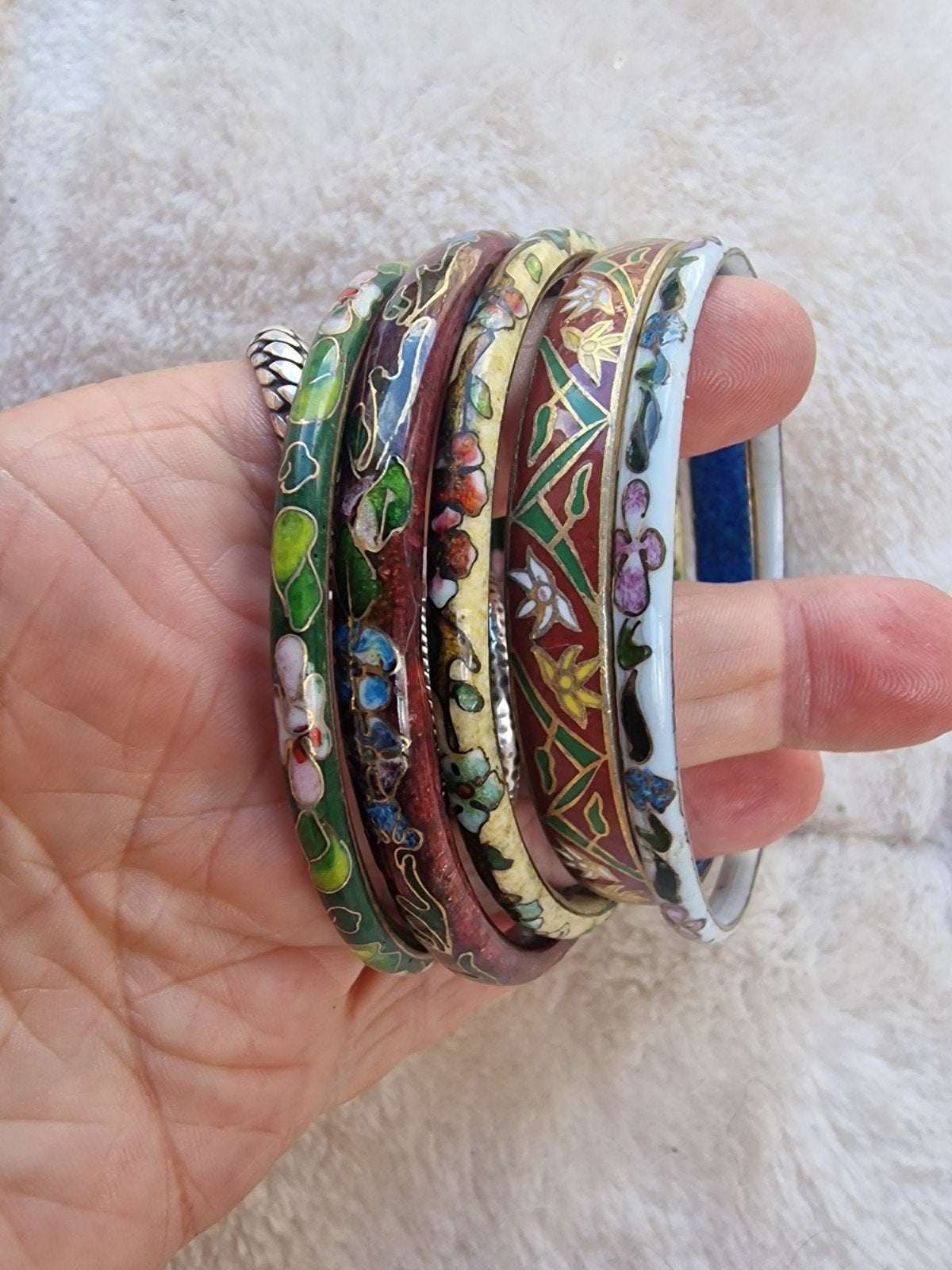 Set van 5 emaille armbanden met bloemmotief, Sieraden, Tassen en Uiterlijk, Armbanden, Ophalen of Verzenden, Gebruikt, Overige kleuren