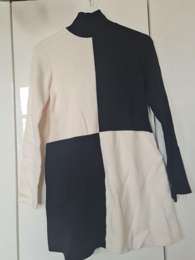 Jurk van Zara,maat S - ongedragen,nieuw, Zwart, Nieuw, Boven de knie, Ophalen