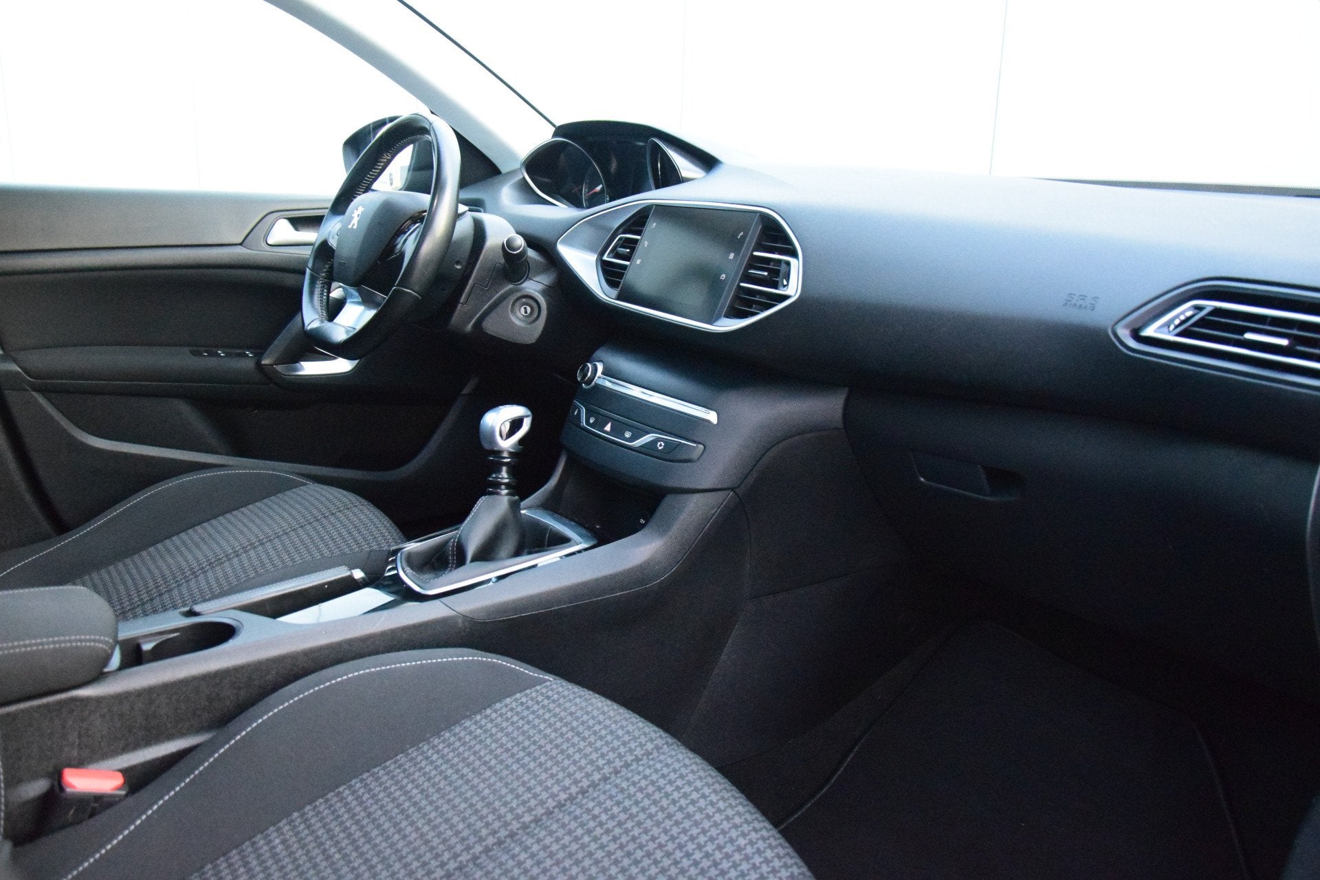 Peugeot 308 SW 1.2 PureTech Blue Lease Executive Priv/Glass, Auto's, Voorwielaandrijving, Stof, Gebruikt, 1199 cc