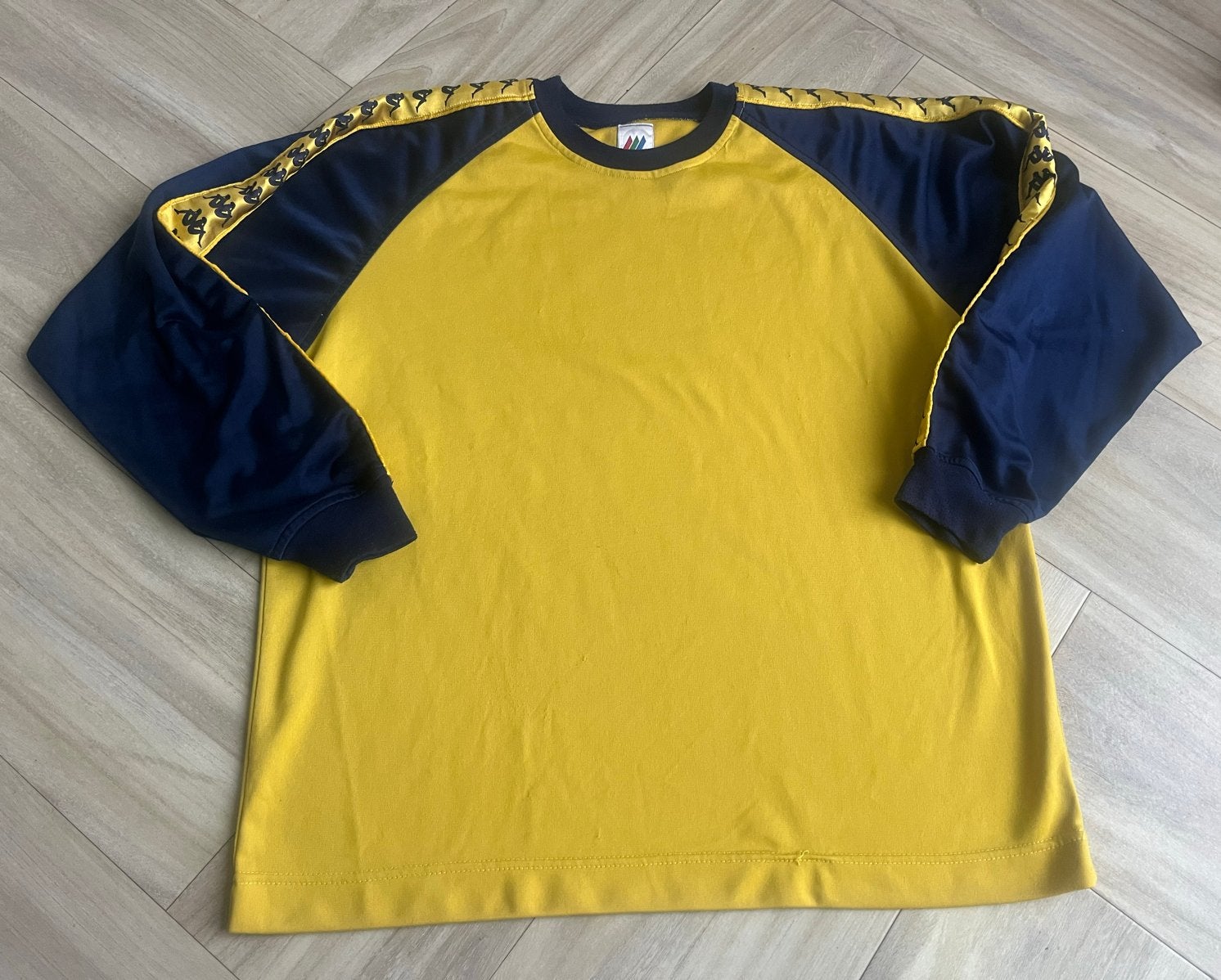 Vintage Kappa shirt geel/blauw, Kleding | Heren, T-shirts, Ophalen of Verzenden, Gedragen, Overige maten, Geel