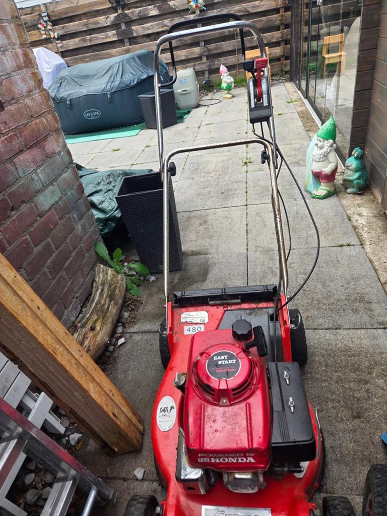 Honda grasmaaier - Start en loopt goed, Tuin en Terras, Grasmaaiers, Ophalen, Cirkelmaaier, Honda, Gebruikt
