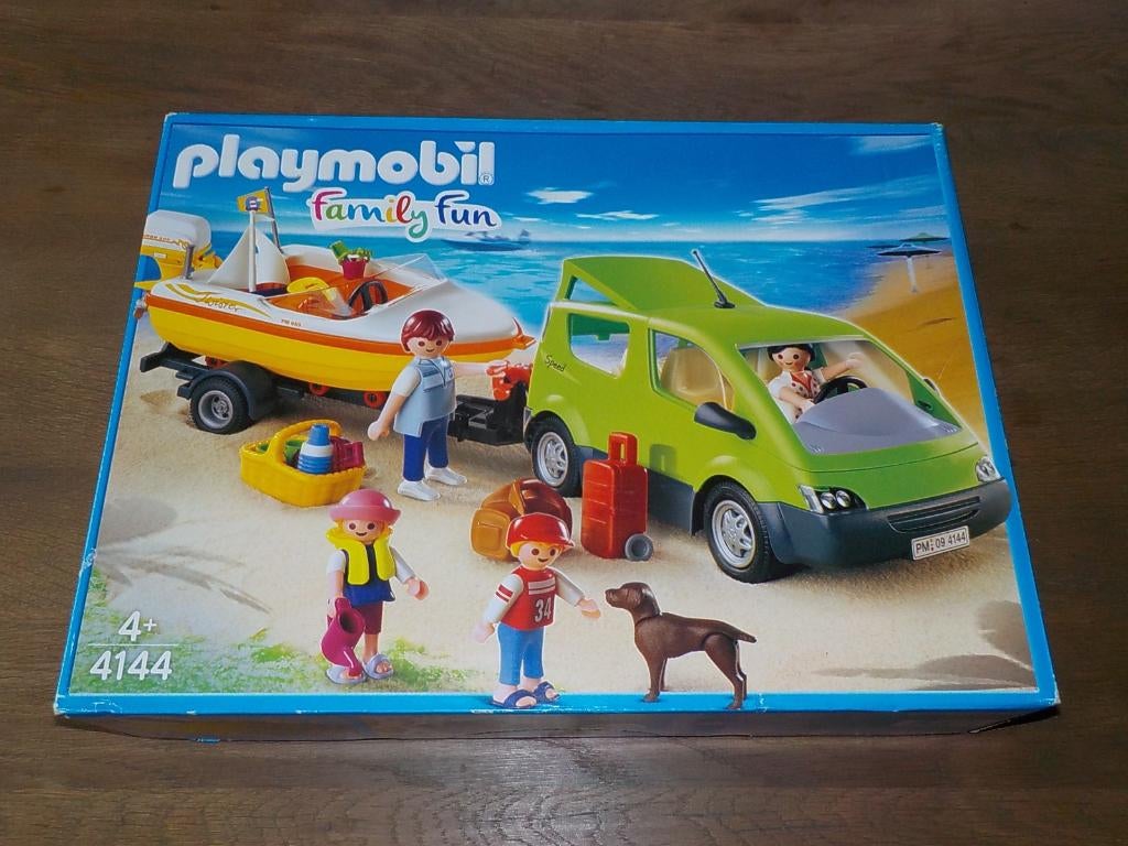Playmobil 4144 Gezinswagen met boot / Family Fun / NIEUW, Kinderen en Baby's, Speelgoed | Playmobil, Ophalen of Verzenden, Nieuw