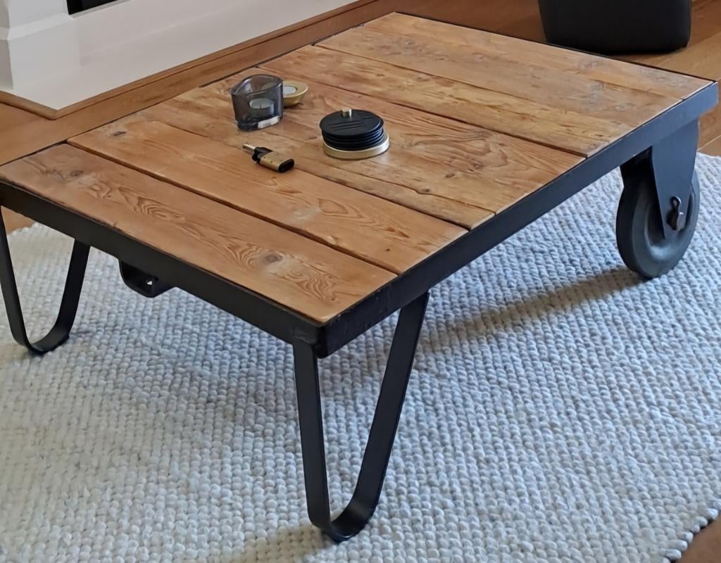 Stoere industriële Salontafel/Transportkar/Palletkar, Ophalen, 100 tot 150 cm, 50 tot 100 cm, Zo goed als nieuw