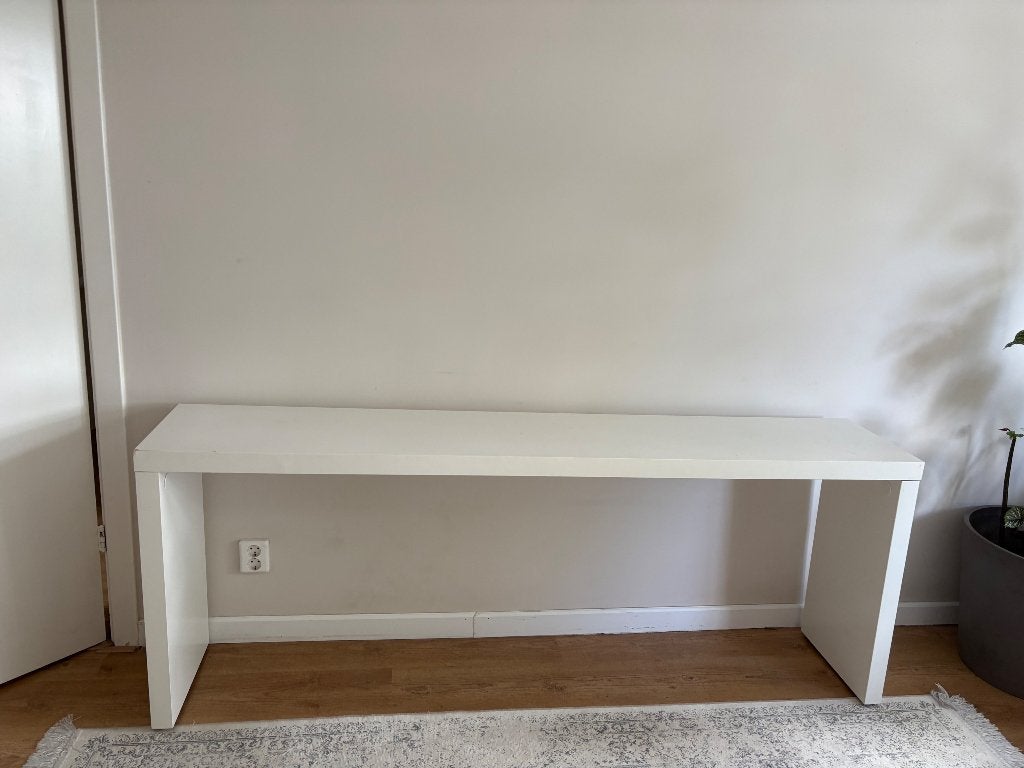 Bijzet tafel malm van IKEA, Ophalen, Kunststof, Gebruikt, 75 cm of meer
