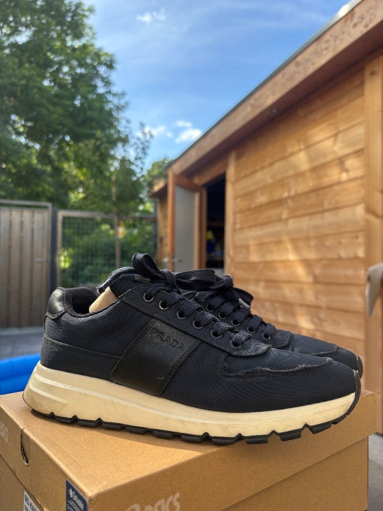 Prada Low Top Nylon & Leather Sneakers maat 41, Kleding | Heren, Schoenen, Blauw, Ophalen of Verzenden, Sneakers of Gympen, Zo goed als nieuw
