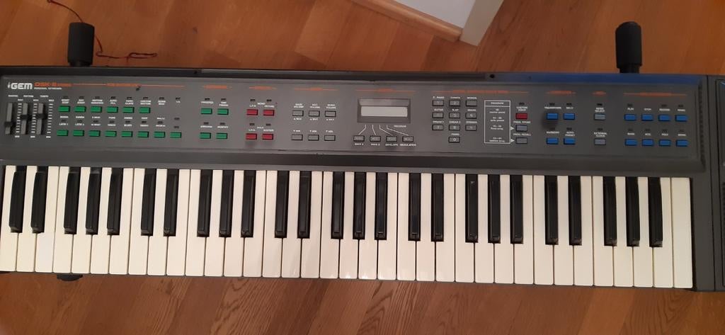 Gem dsk8 keyboard, Muziek en Instrumenten, Keyboards, Ophalen of Verzenden, Gebruikt, 61 toetsen, Gem