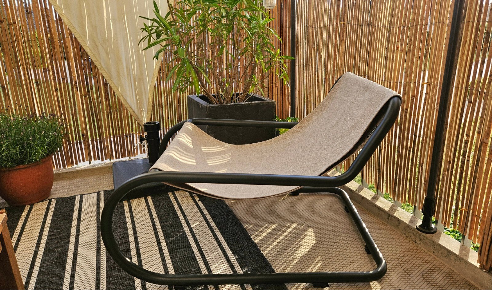 Bieden; Prachtige, stijlvolle Loungestoel; Martinique Beige, Ophalen, Overige kleuren, Nieuw, Eén