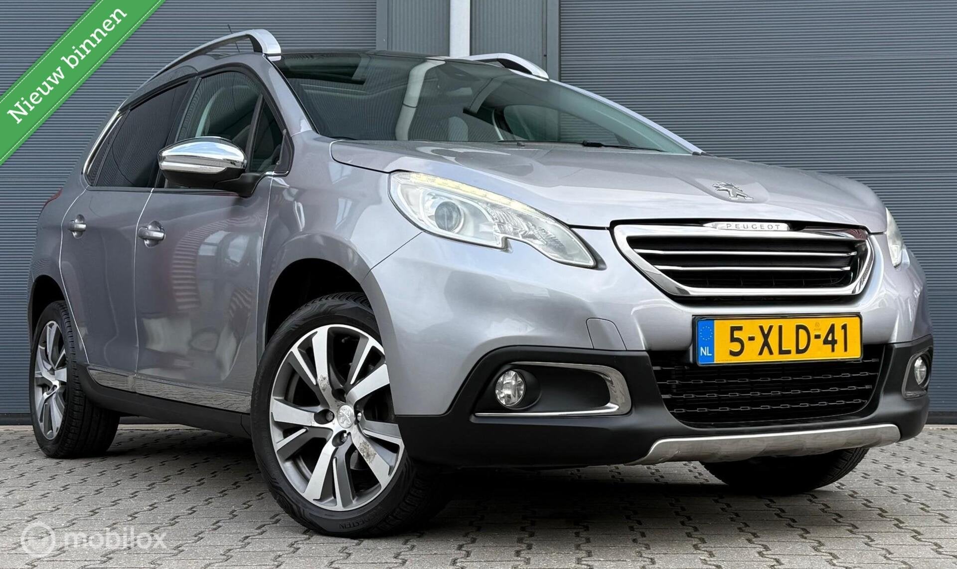 Peugeot 2008 1.6 VTi Allure Pano.dak/Trekhaak/Clima/Cruise, Auto's, Voorwielaandrijving, Euro 5, Gebruikt, 4 cilinders