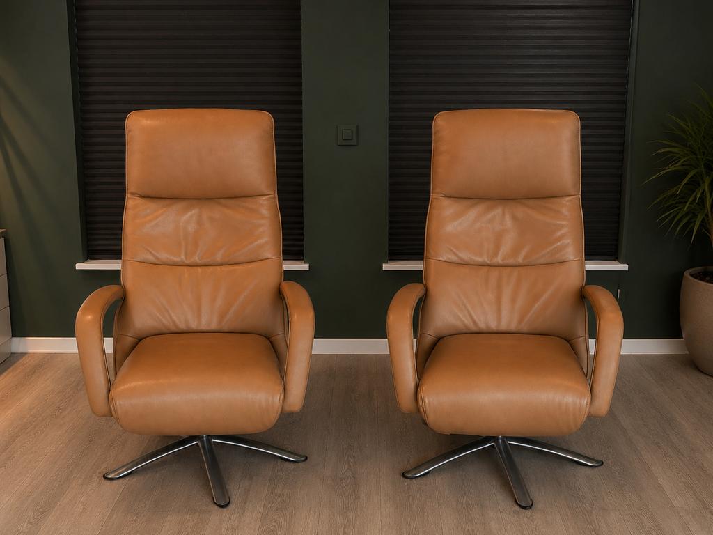 2 moderne relax fauteuils Twice, Ophalen, Zo goed als nieuw, 50 tot 75 cm, Leer
