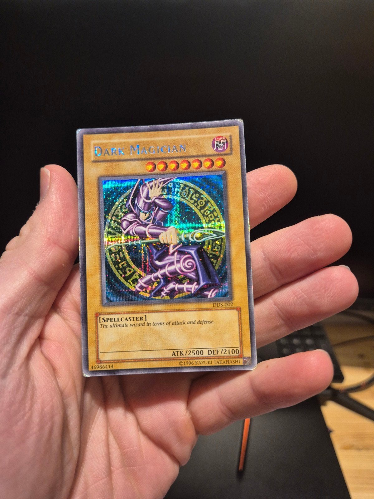 DDS-002 Dark Magician Yu-Gi-Oh! Kaart - Zeldzaam, Ophalen of Verzenden, Gebruikt, Losse kaart, Foil
