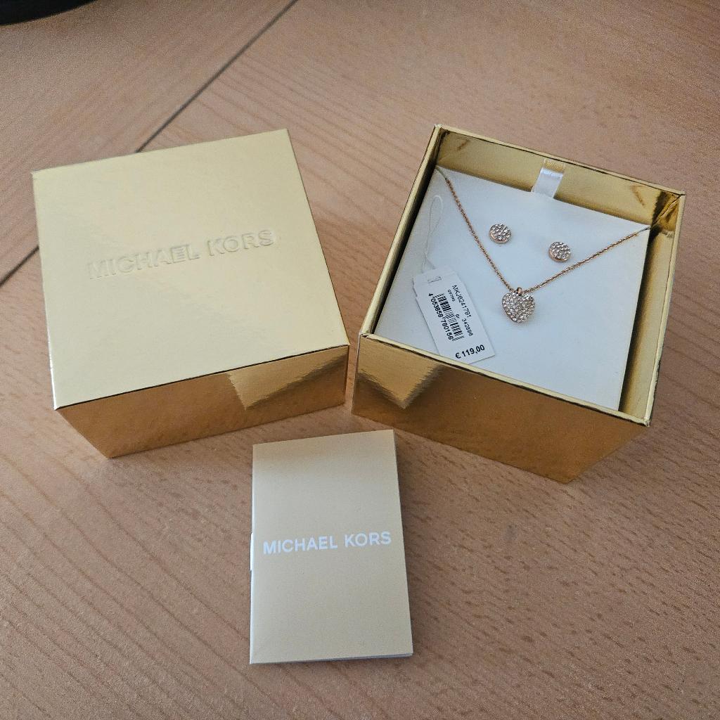 Michael Kors Oorbellen en Ketting Set, Sieraden, Tassen en Uiterlijk, Oorbellen, Zo goed als nieuw, Knopjes of Stekers, Overige materialen